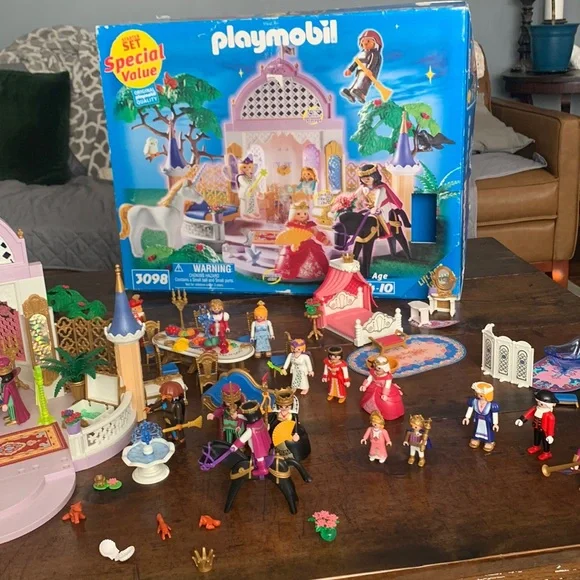 Playmobil | Toys | Playmobile Vintage Castle Set An Many